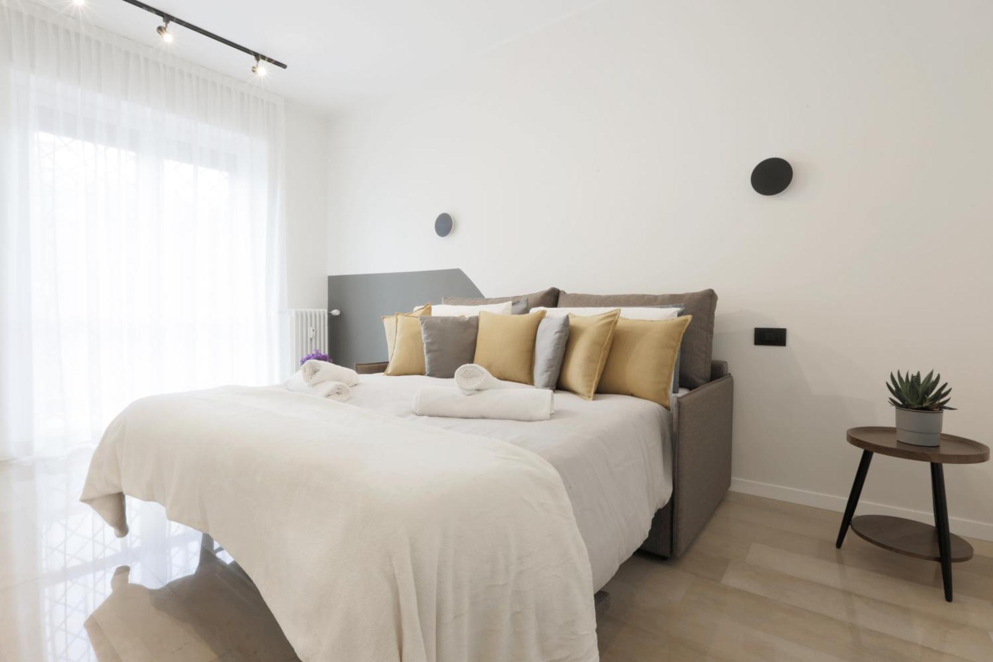 New Modern Flat 10 Minutes Walk From Central Station มิลาน ภายนอก รูปภาพ